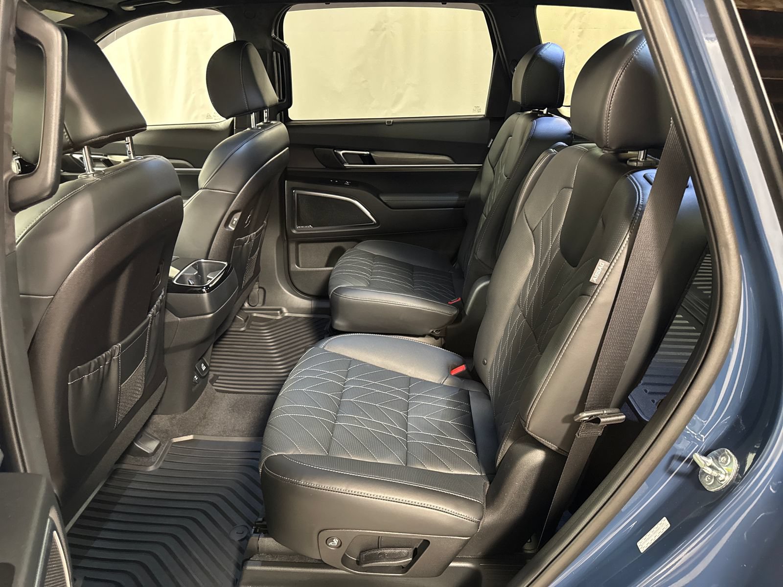 Certified 2025 Kia Telluride SX Prestige X-Line AWD/4WD image 5