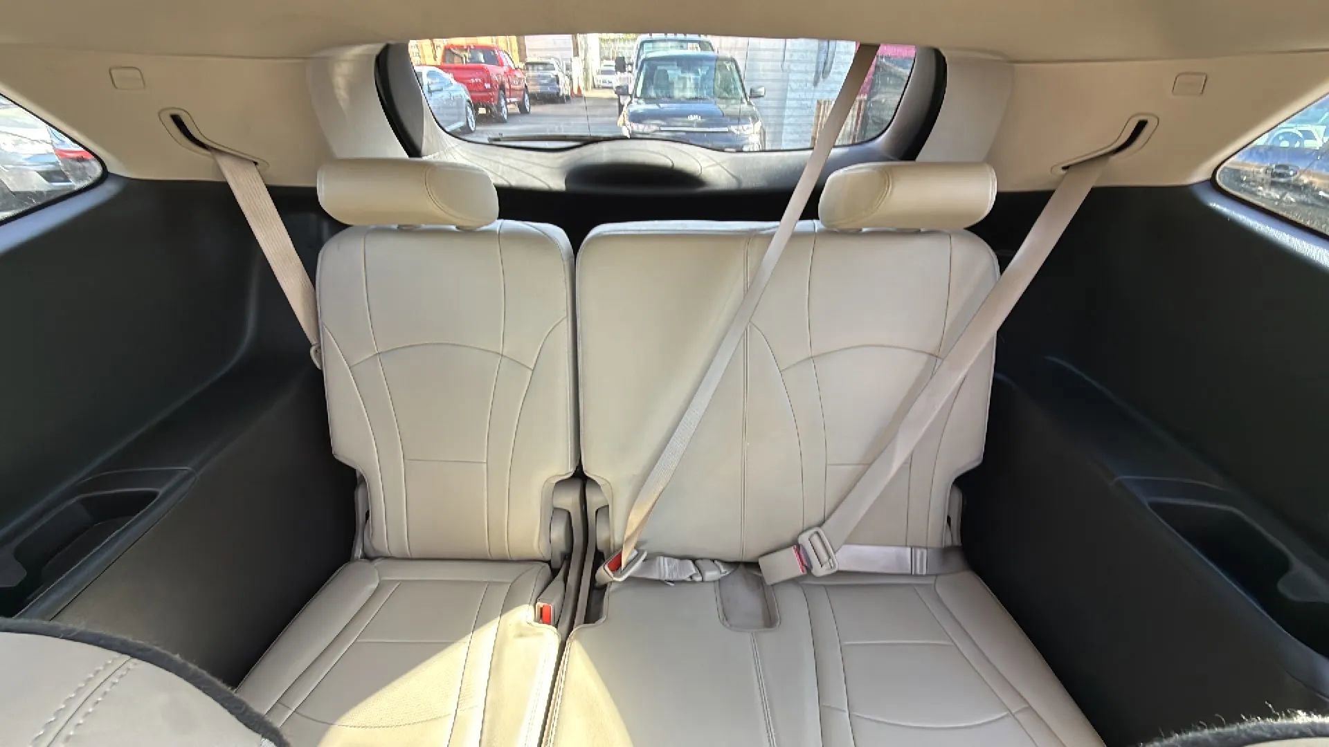 Used 2019 Buick Enclave Essence image 28