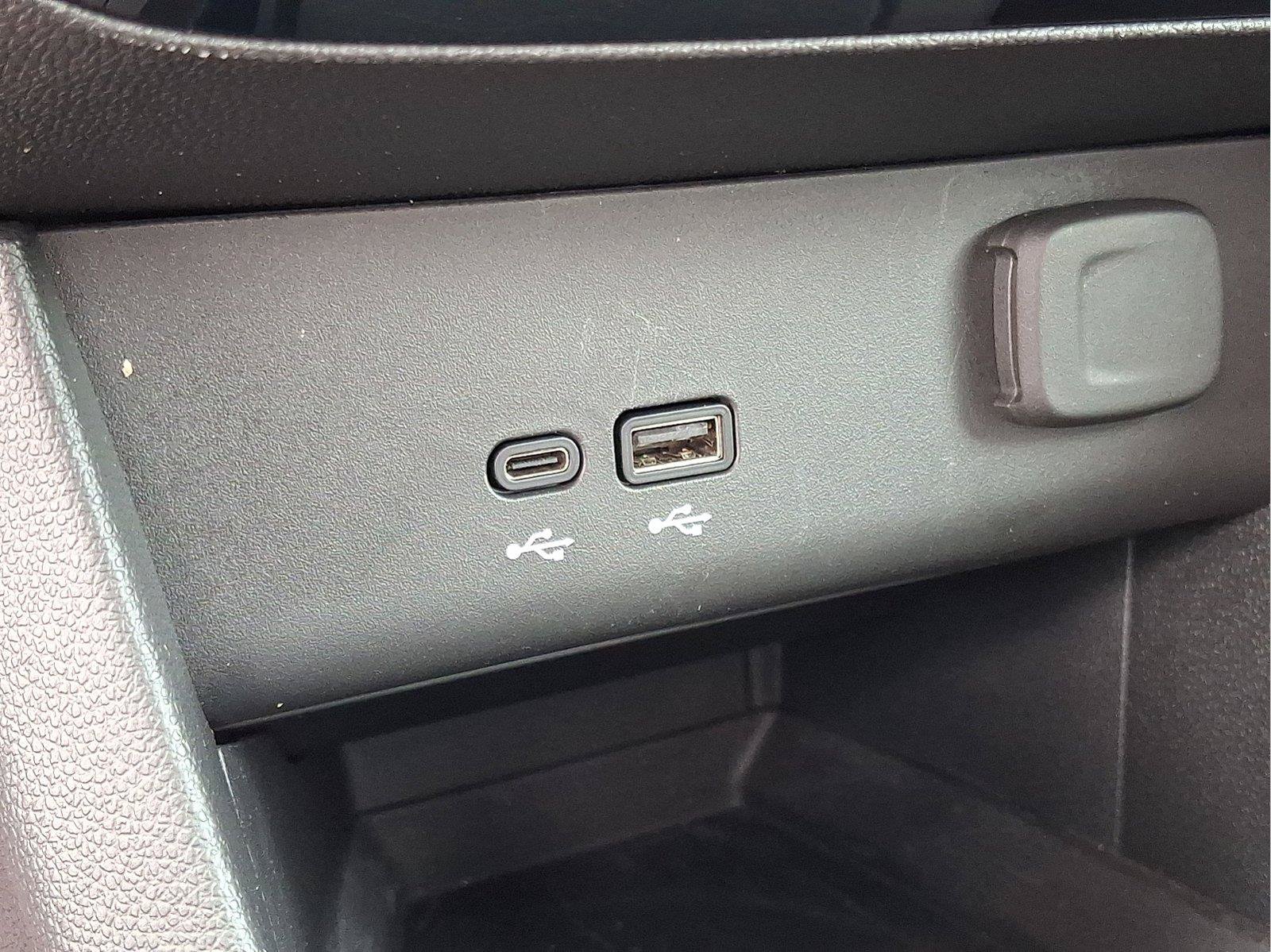 Used 2024 Buick Encore GX Avenir w/ Avenir Convenience Package FWD image 24