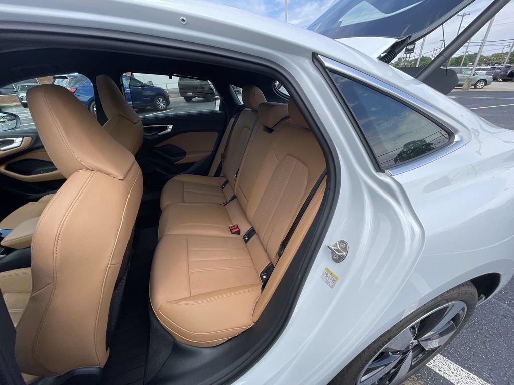 Used 2025 Audi A5 2.0T Premium Plus w/ Premium Plus AWD/4WD image 29