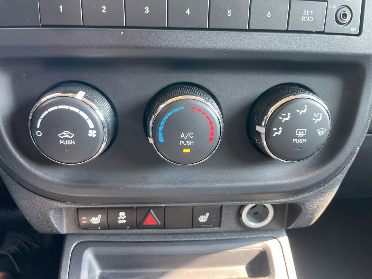 Used 2015 Jeep Patriot High Altitude image 19