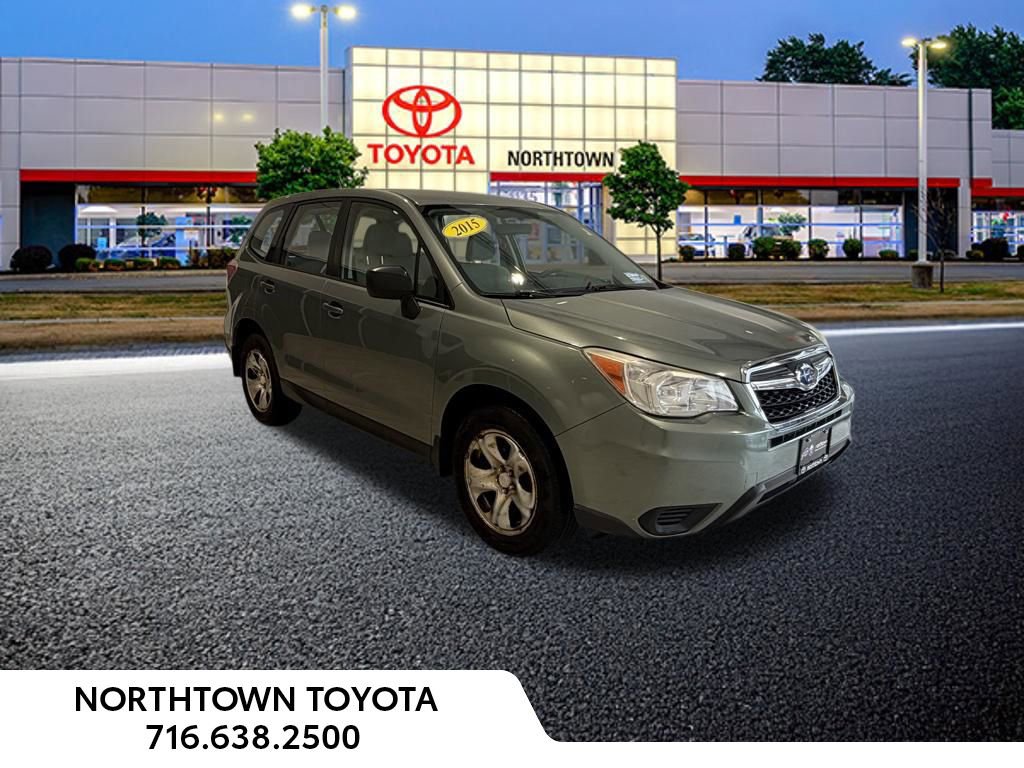Used 2015 Subaru Forester 2.5i AWD/4WD image 10