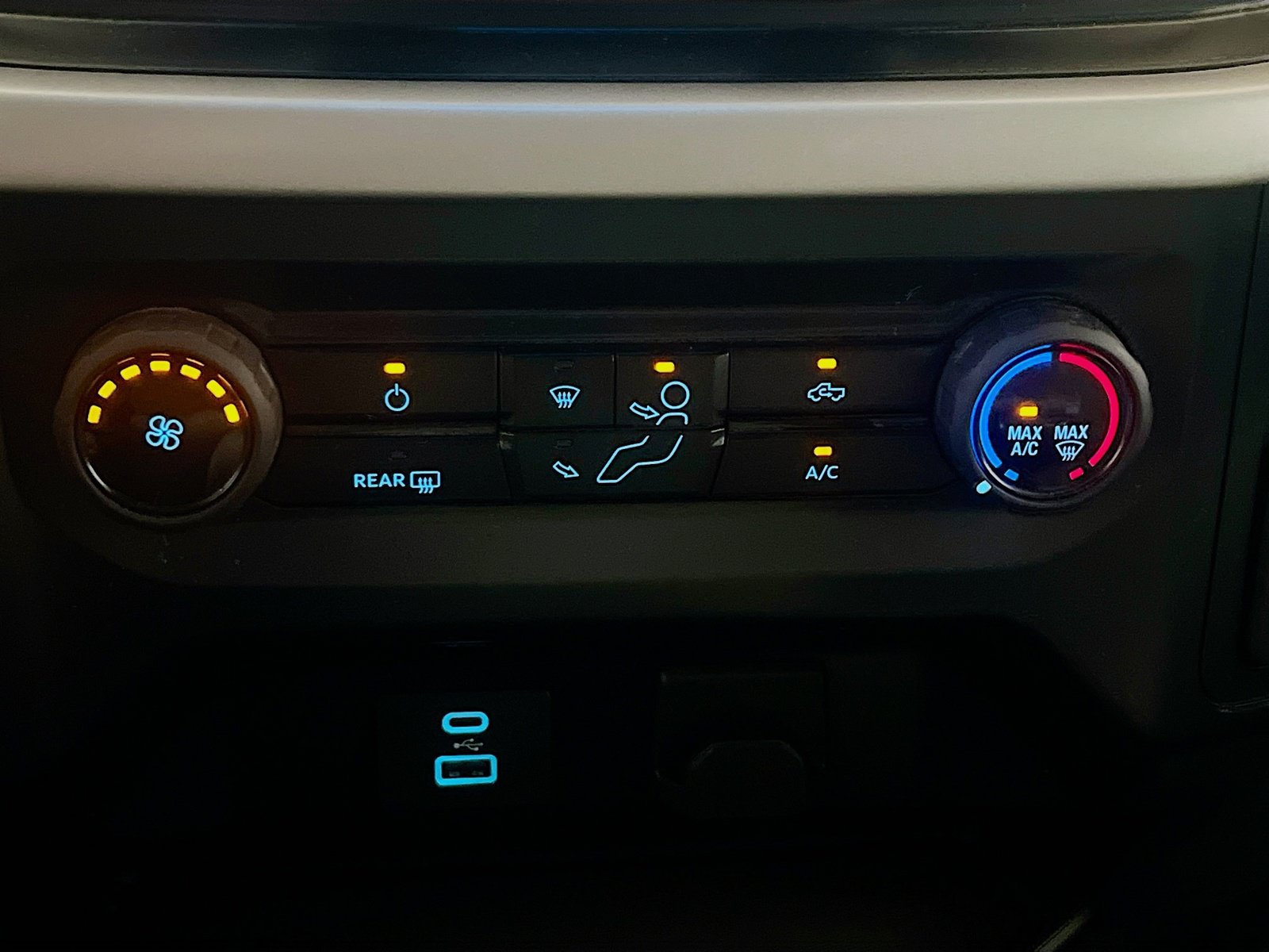 Used 2023 Ford F150 XLT AWD/4WD image 11