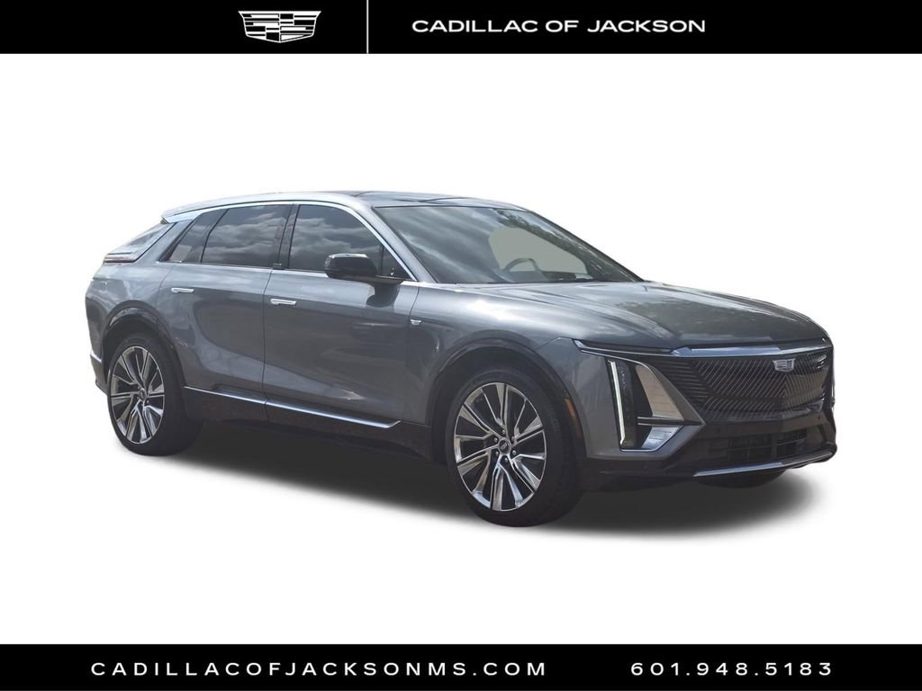 Used 2023 Cadillac Lyriq 2WD image 3