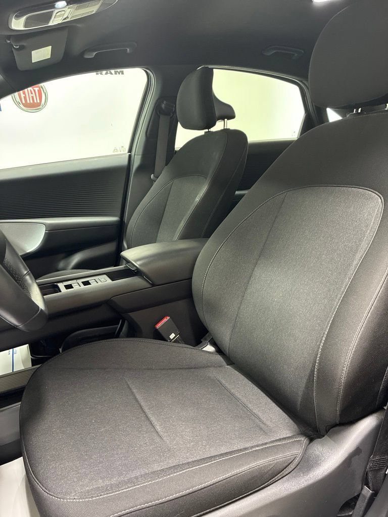 Used 2024 Hyundai Ioniq 6 SE RWD image 10