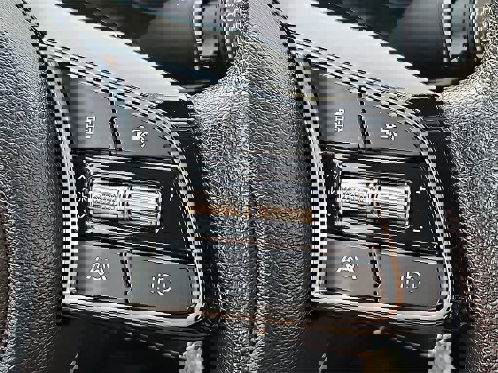 Used 2024 Kia Forte LXS image 19