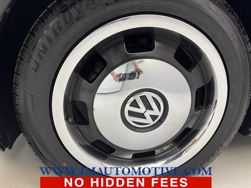 Used 2012 Volkswagen Beetle 2.5 FWD image 9