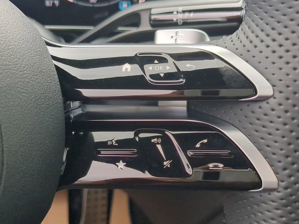 New 2025 Mercedes-Benz GLC 350e 4MATIC image 14