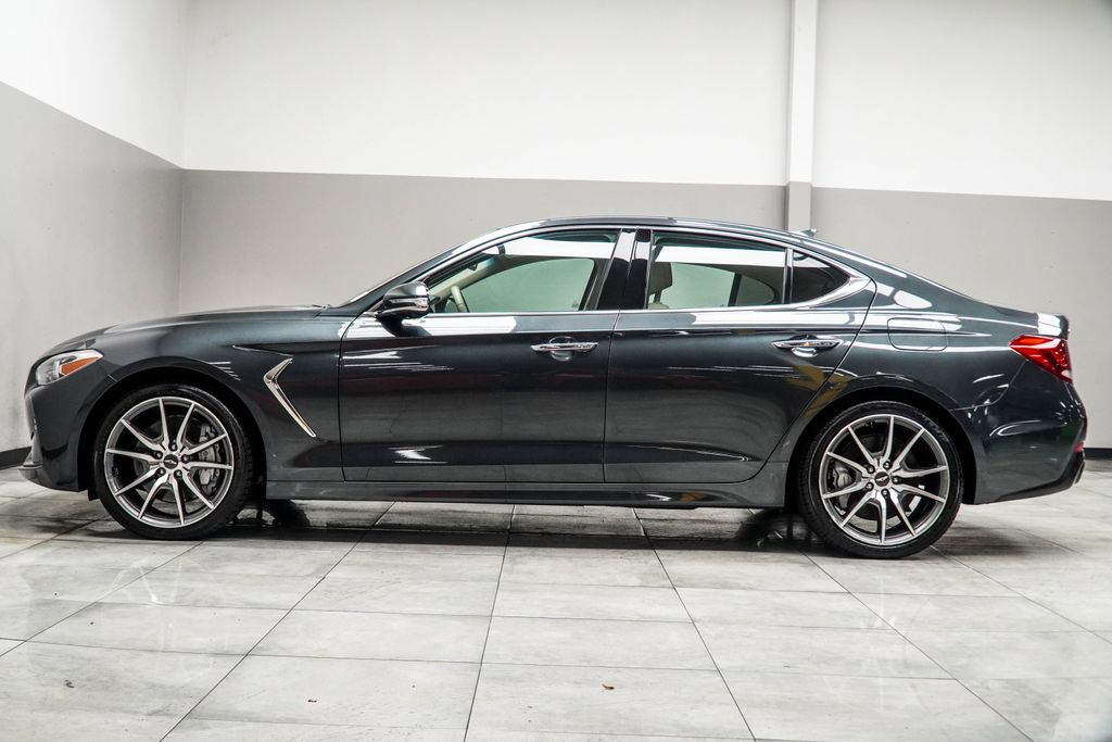 Used 2019 Genesis G70 3.3T Design image 9