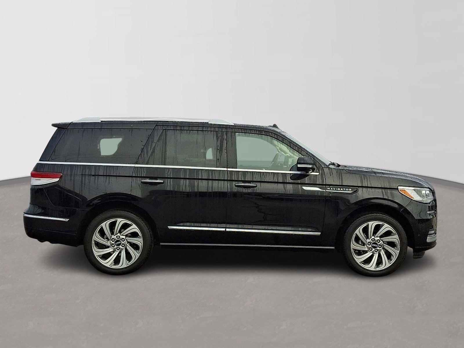 Certified 2024 Lincoln Navigator Reserve image 7