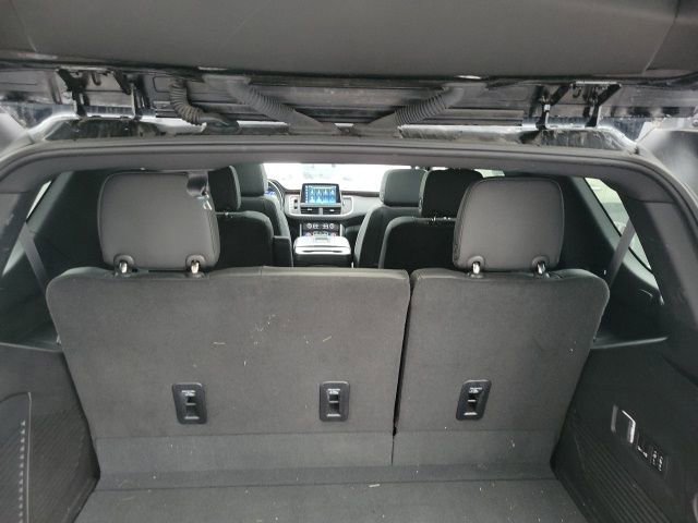 Used 2023 Chevrolet Tahoe Z71 w/ Luxury Package image 32