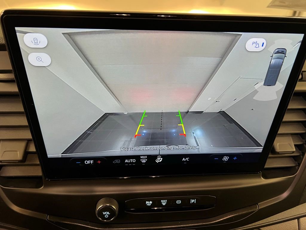 New 2026 Ford Transit 250 148 Medium Roof RWD image 11