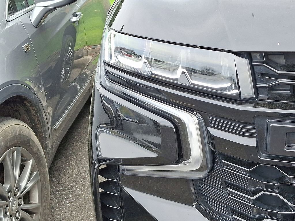 Used 2024 Chevrolet Tahoe LS w/ Driver Alert Package image 4