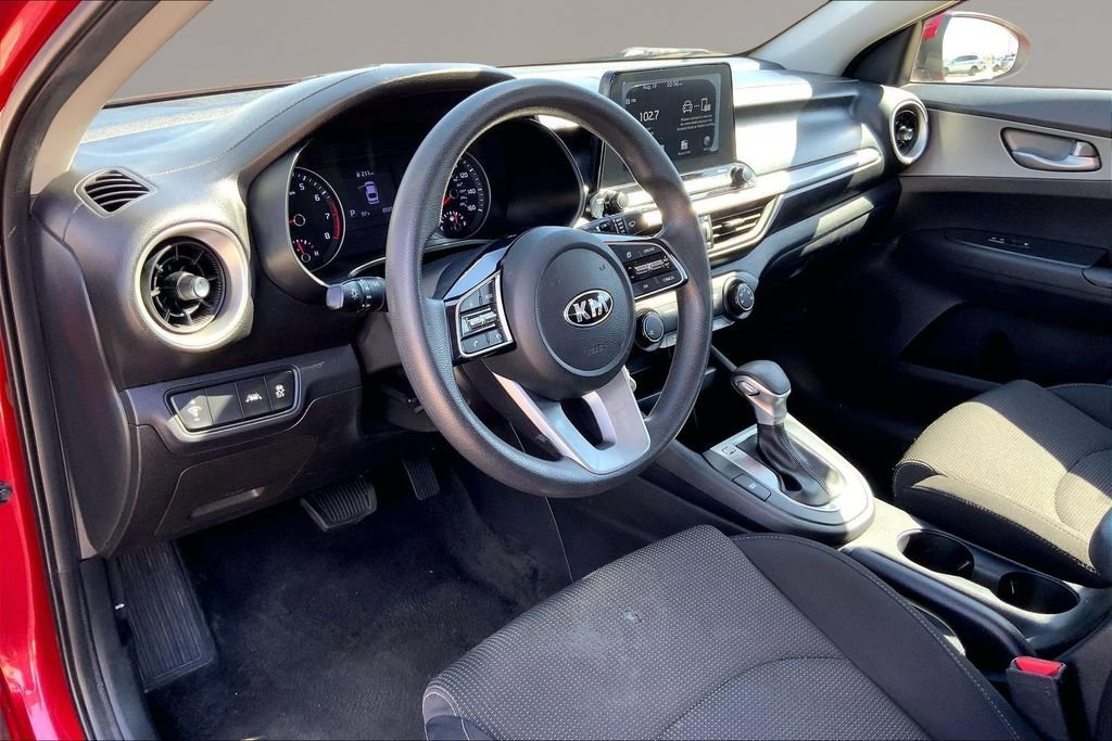 Used 2020 Kia Forte LXS FWD image 13