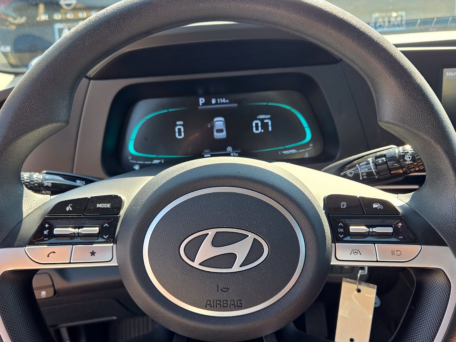 Used 2024 Hyundai Elantra SE FWD image 22