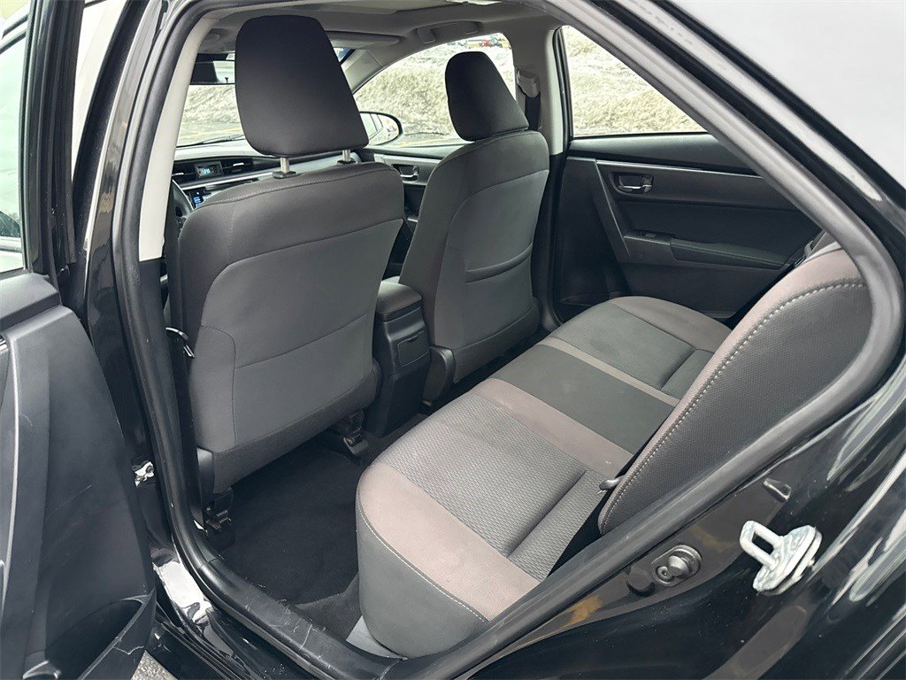 Used 2017 Toyota Corolla LE image 15