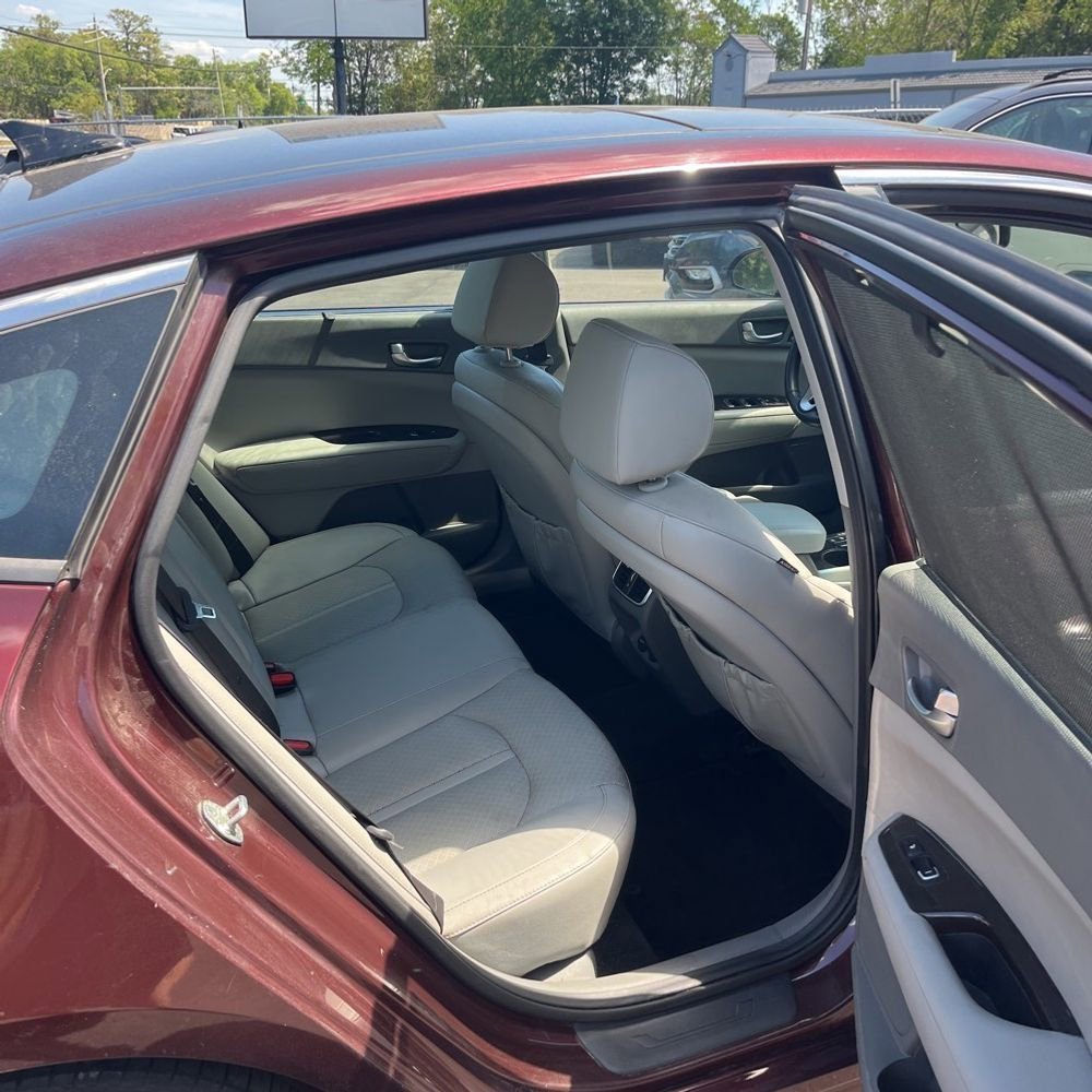 Used 2017 Kia Optima EX w/ Premium Package FWD image 12