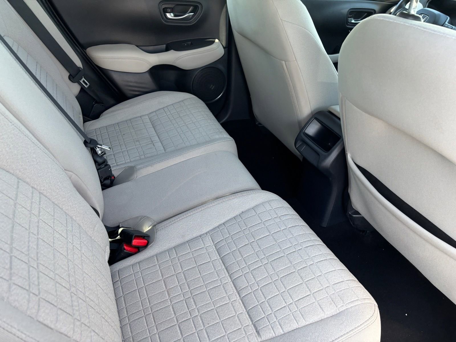 Used 2024 Honda HR-V LX image 16