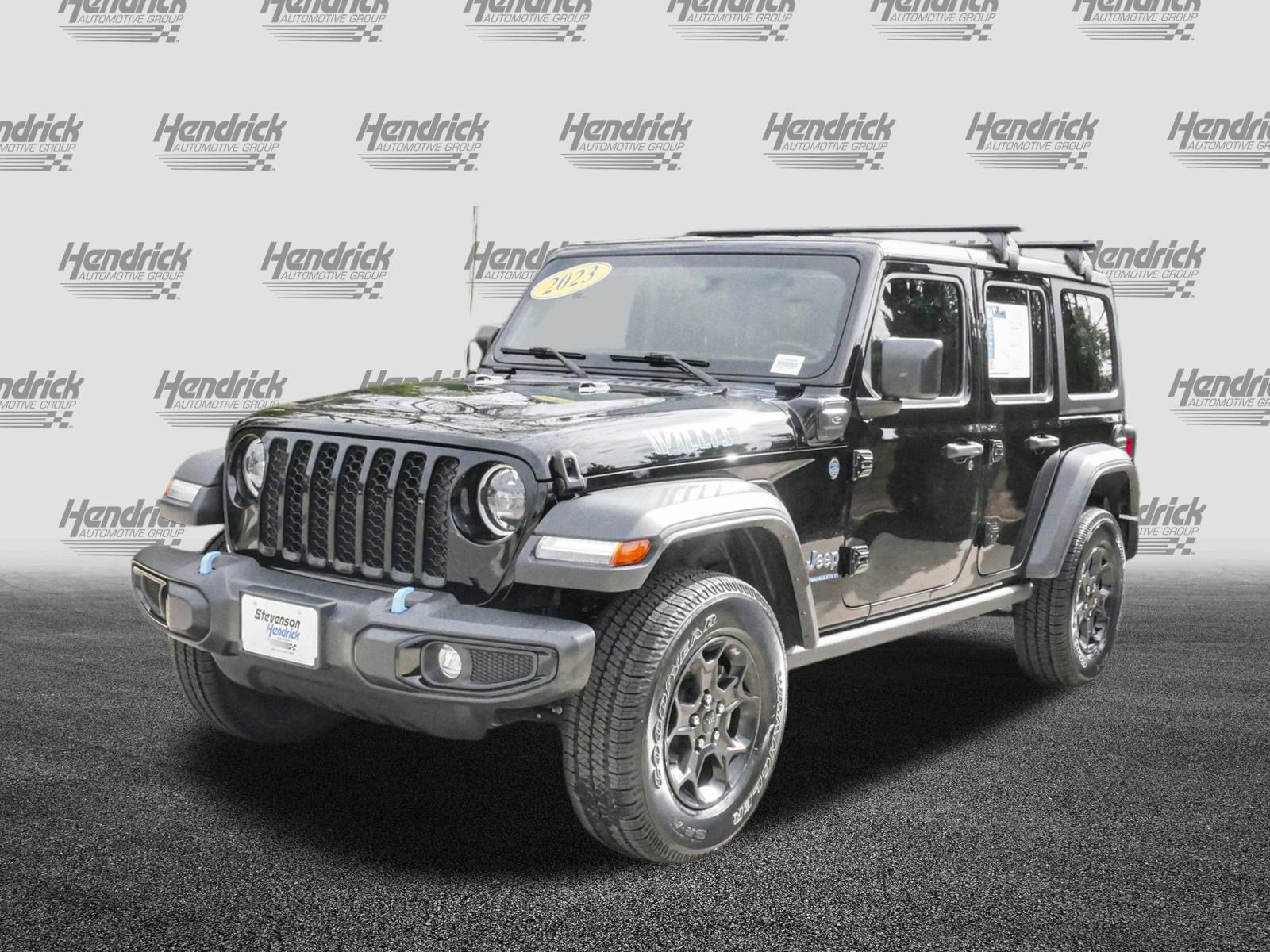 Used 2023 Jeep Wrangler Unlimited w/ Convenience Group AWD/4WD image 5