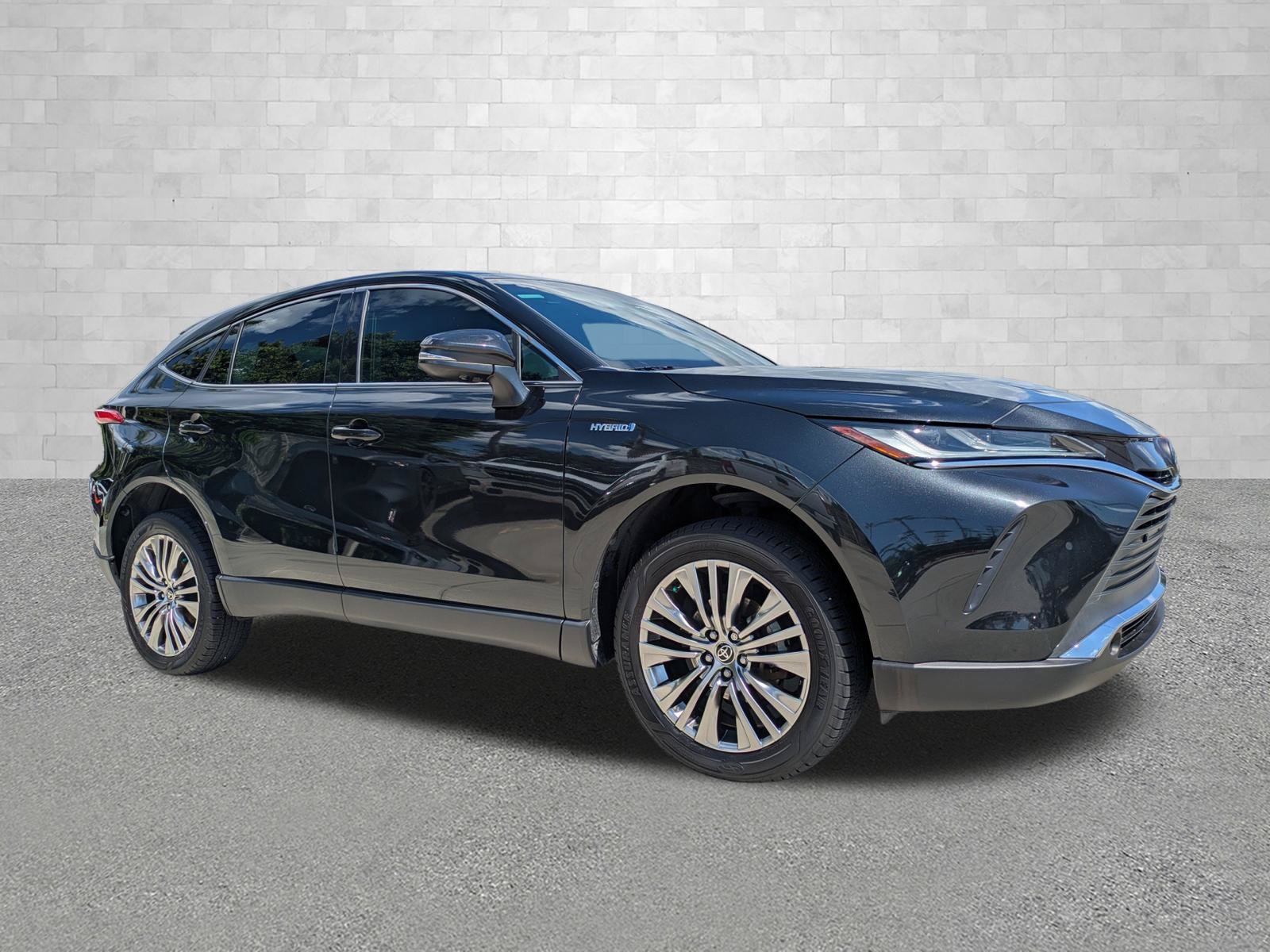 Used 2021 Toyota Venza Limited w/ Advanced Technology Package AWD/4WD image 1