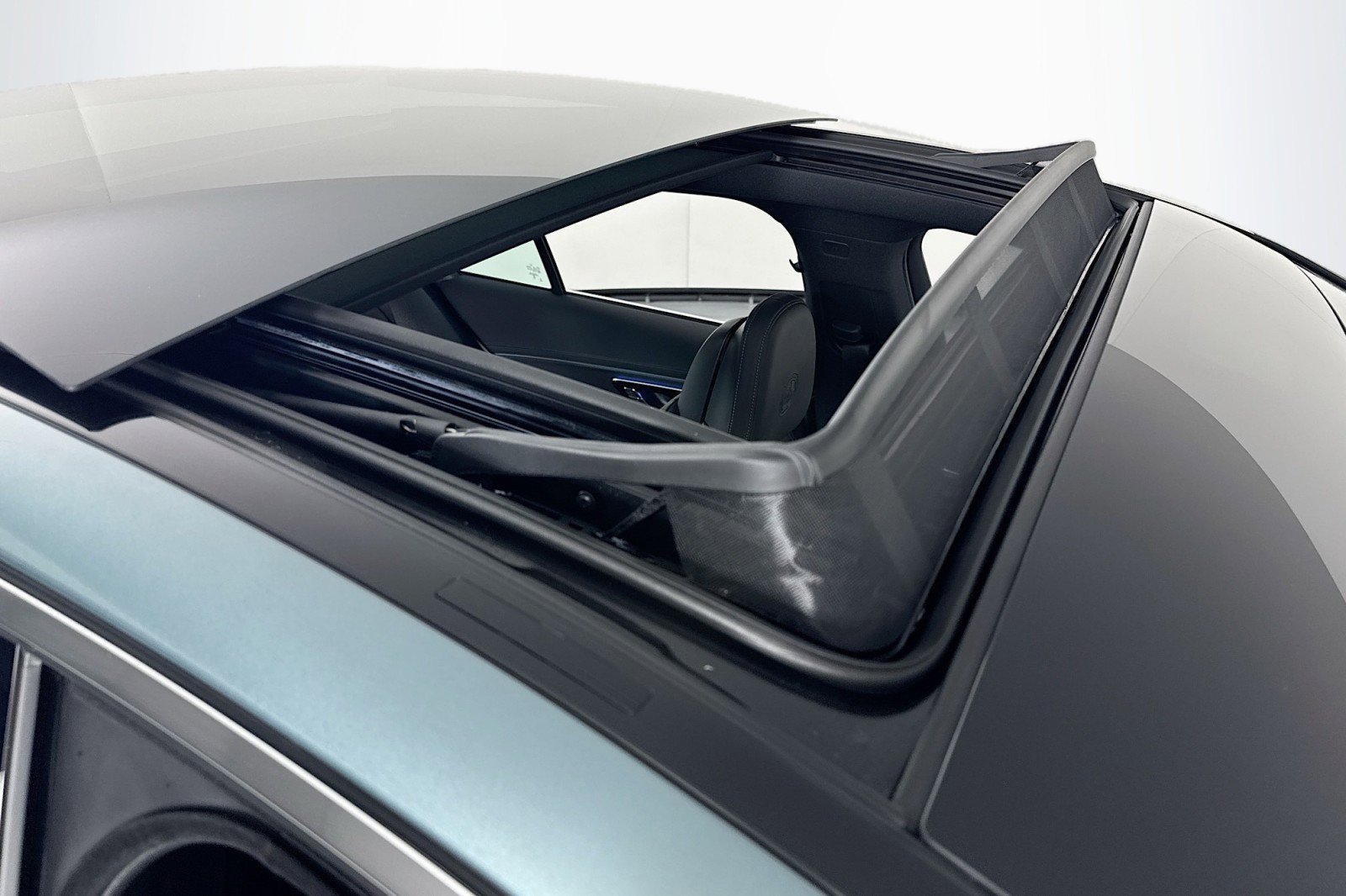 New 2026 Mercedes-Benz E 53 AMG e 4MATIC Sedan image 21