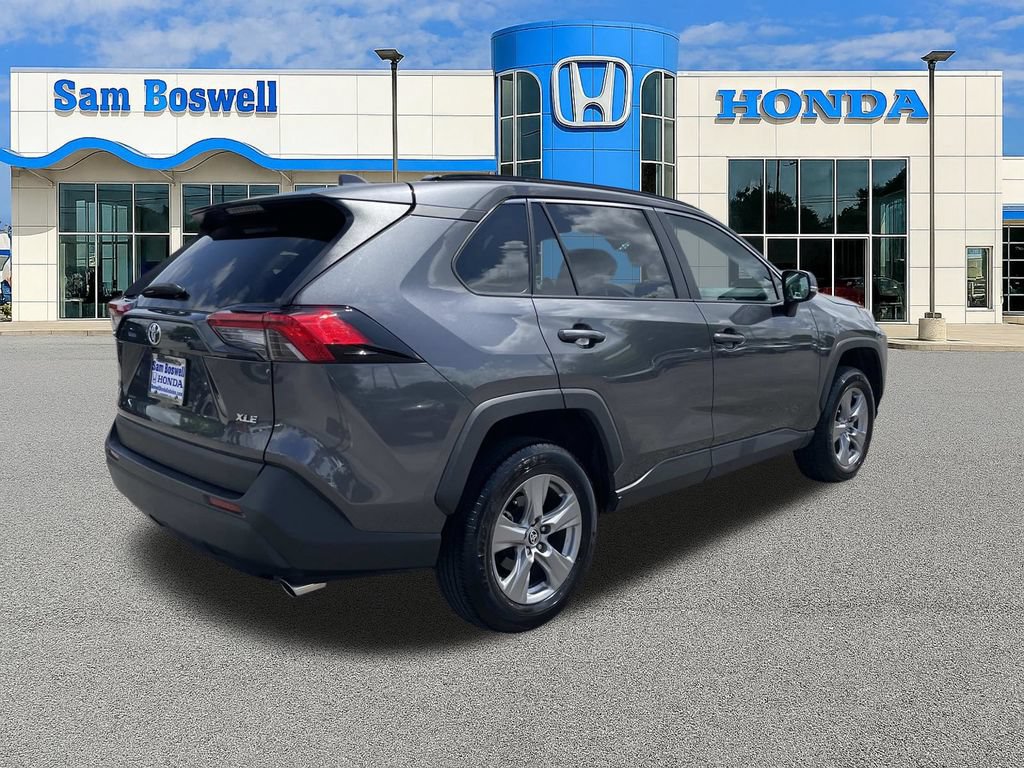 Used 2023 Toyota RAV4 XLE FWD image 4