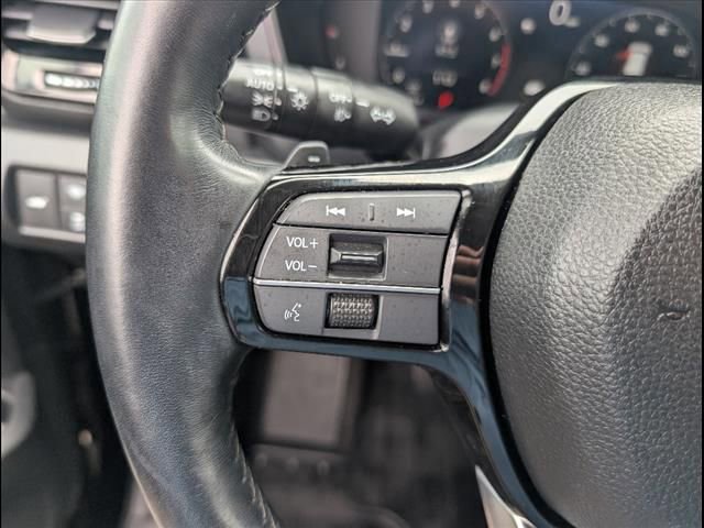 Used 2023 Honda Pilot Elite image 6