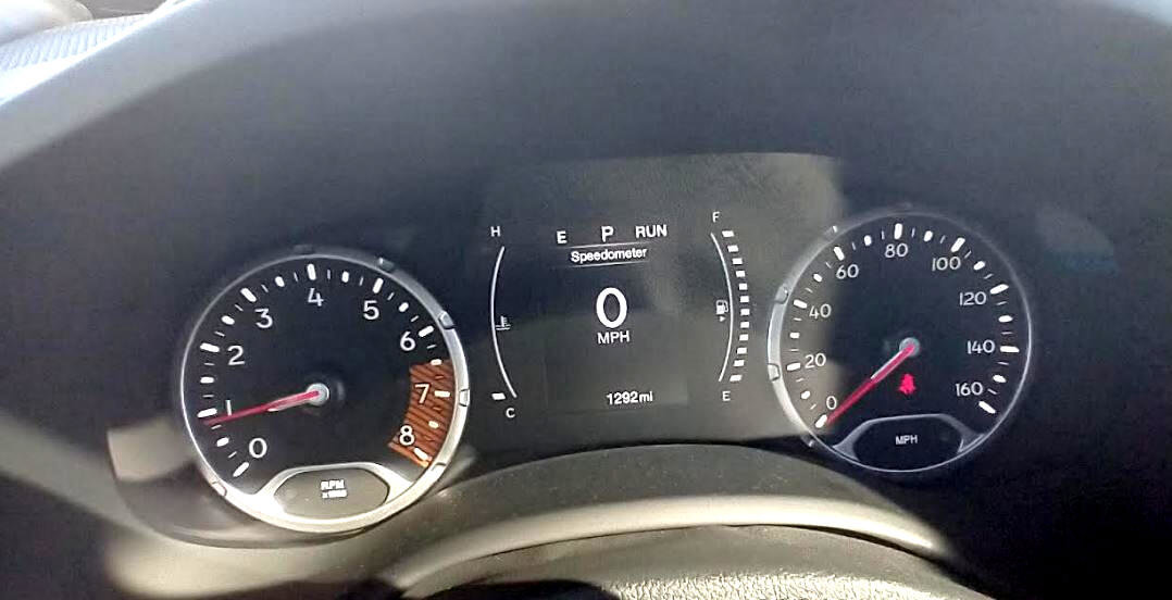 Used 2020 Jeep Renegade Latitude w/ Cold Weather Group image 16