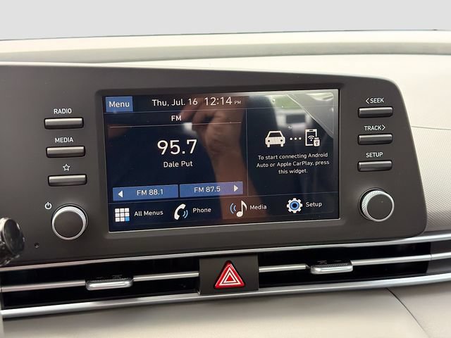 New 2026 Hyundai Elantra SE FWD image 14