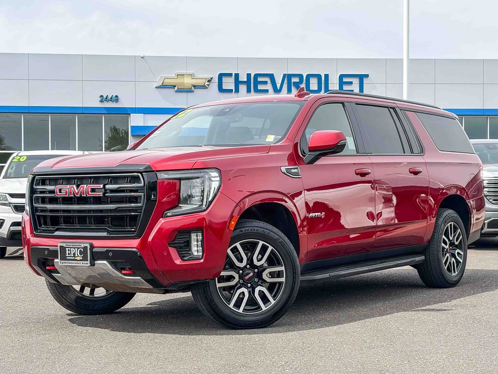Used 2022 GMC Yukon XL AT4 image 1