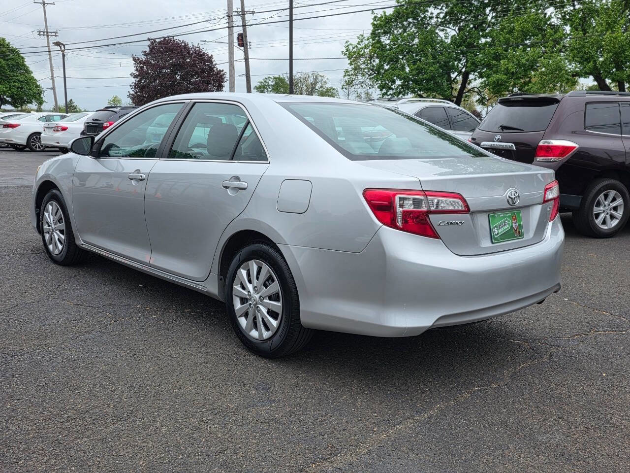Used 2012 Toyota Camry LE FWD image 5