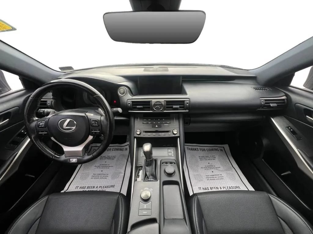 Used 2020 Lexus IS 350 F Sport w/ F Sport Package RWD image 11