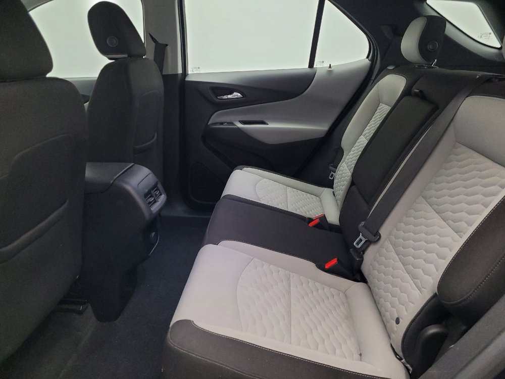 Used 2018 Chevrolet Equinox LS image 18