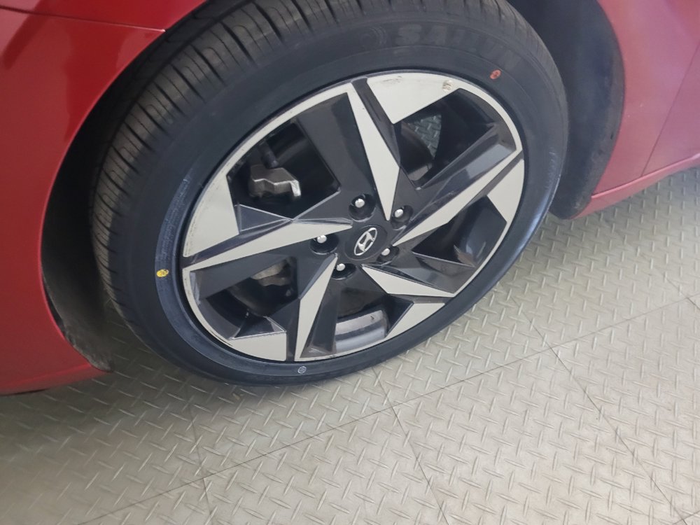 Used 2021 Hyundai Elantra SEL w/ Convenience + Premium Package FWD image 31