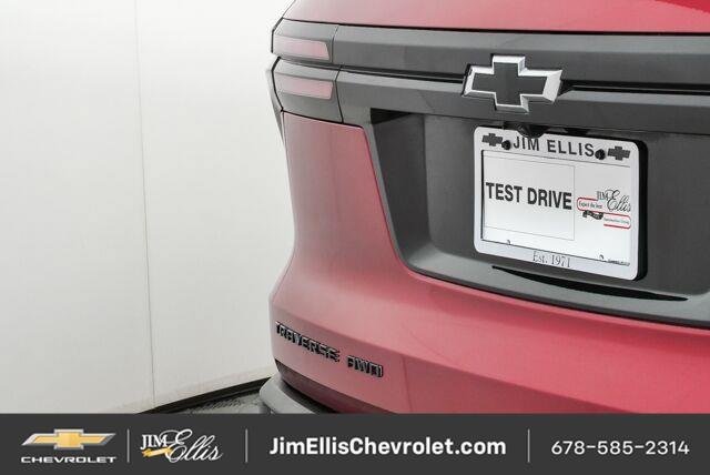 Used 2024 Chevrolet Traverse Z71 w/ Enhanced Driving Package AWD/4WD image 34