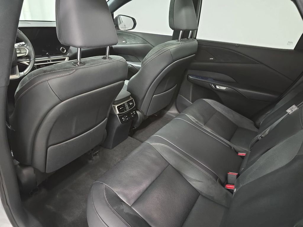 Used 2023 Lexus RX 350 FWD w/ Cold Area Package image 27