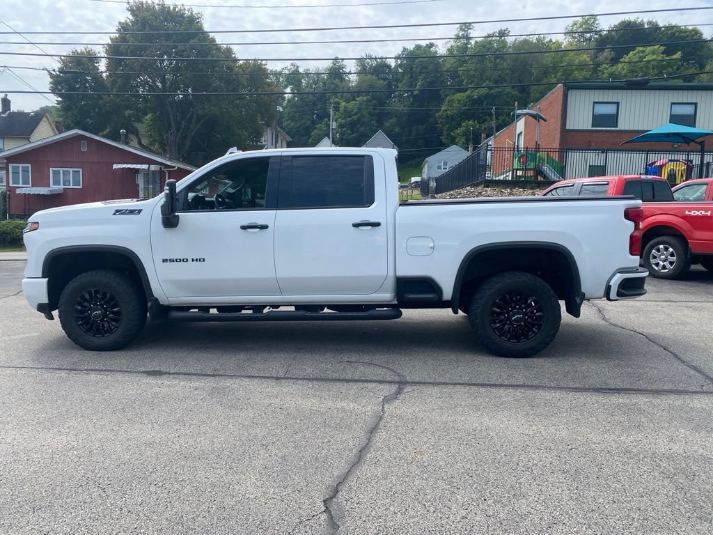 Used 2024 Chevrolet Silverado 2500 LTZ w/ LTZ Plus Package AWD/4WD image 8