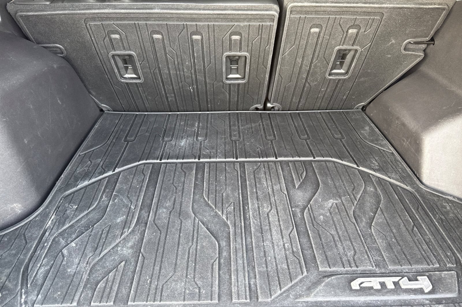 Used 2024 GMC Terrain AT4 w/ LPO, Floor Liner Package AWD/4WD image 16