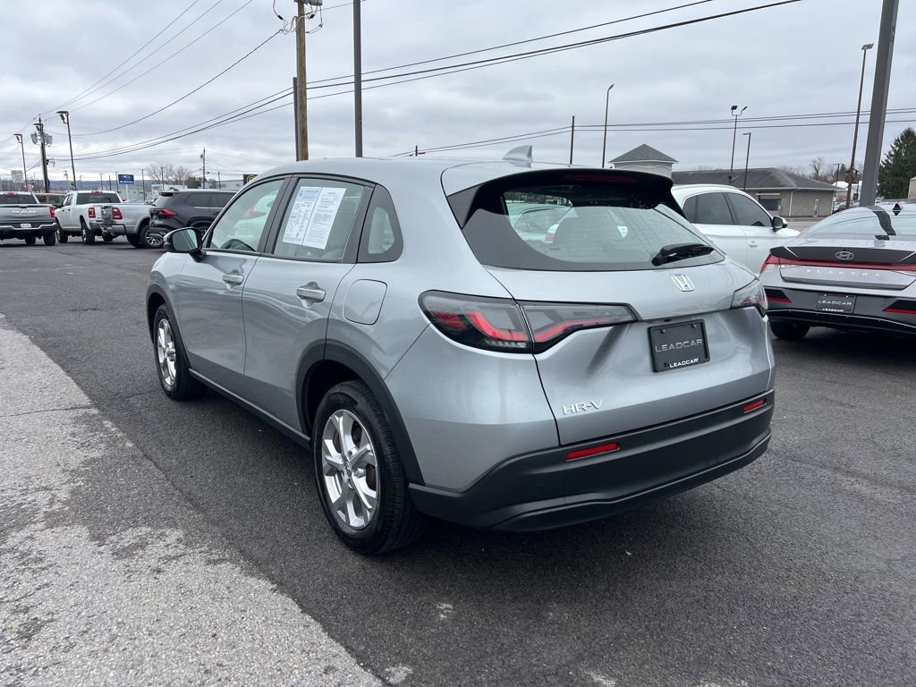 Used 2023 Honda HR-V LX image 3