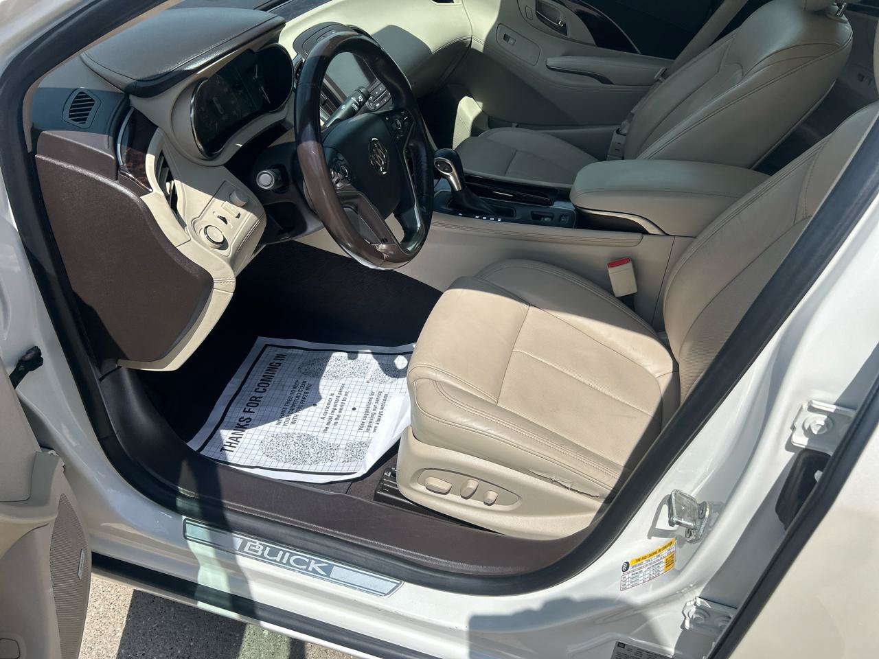 Used 2014 Buick LaCrosse Premium w/ Driver Confidence Package FWD image 10