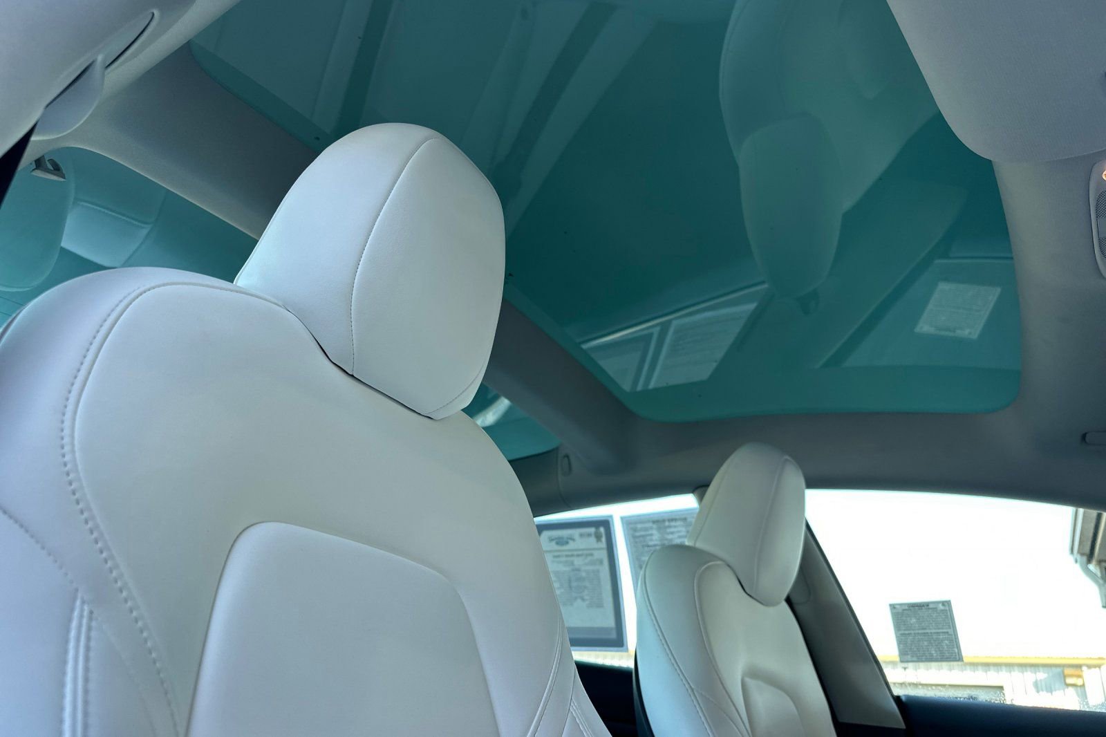 Used 2023 Tesla Model 3 Standard Range image 13