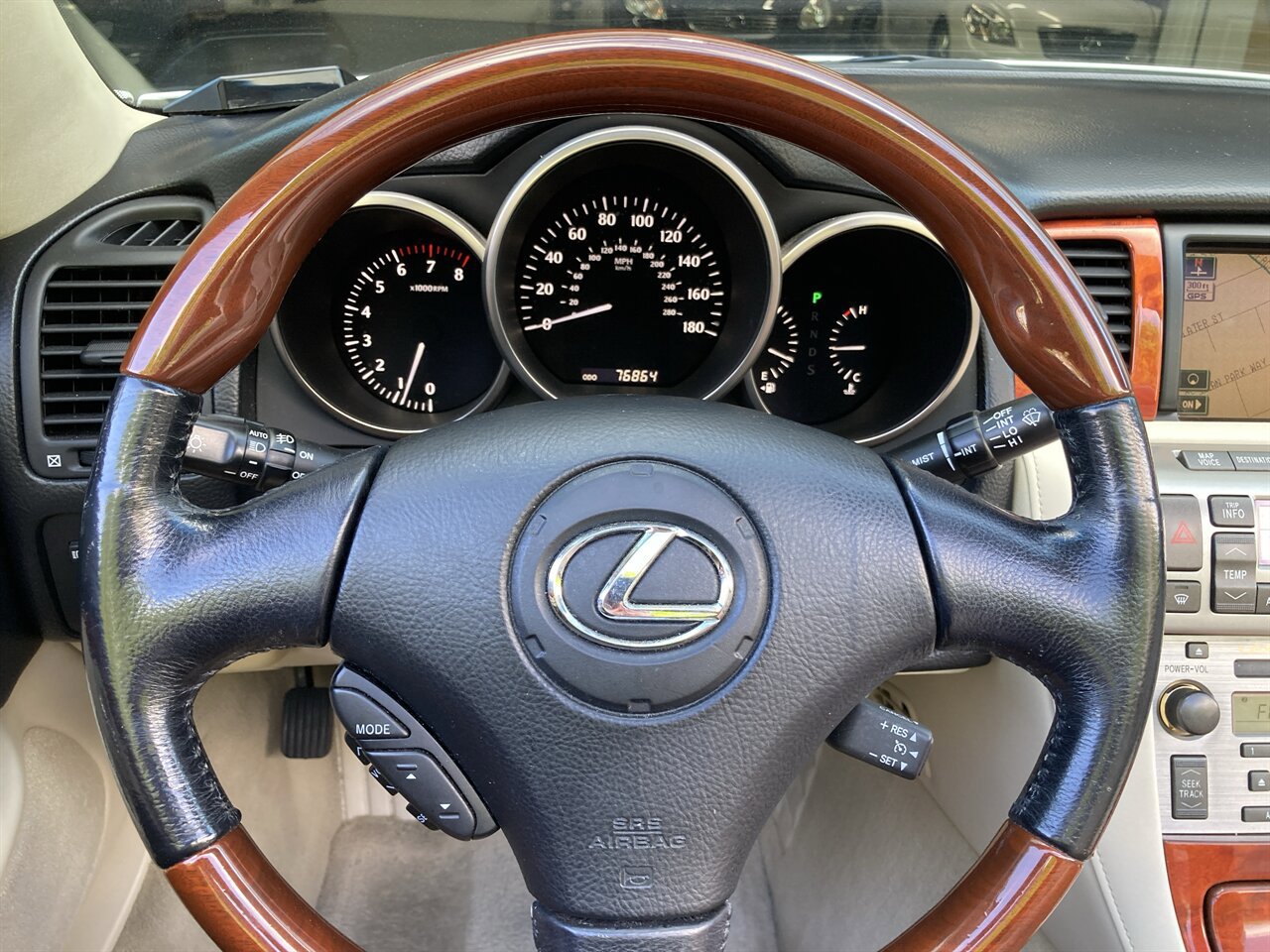 Used 2007 Lexus SC 430 Convertible RWD image 21