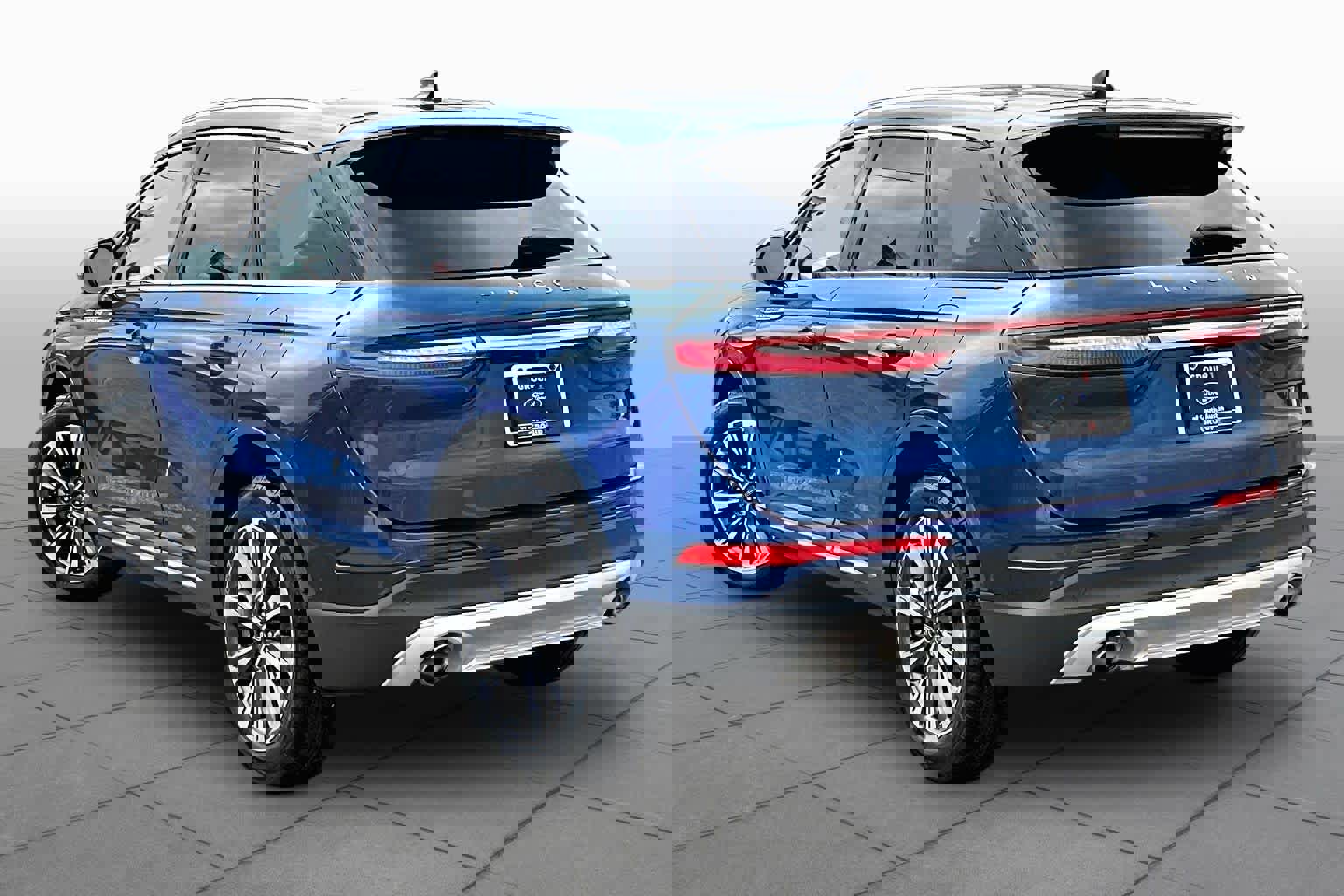 Used 2020 Lincoln Corsair Reserve w/ Equipment Group 201A image 16