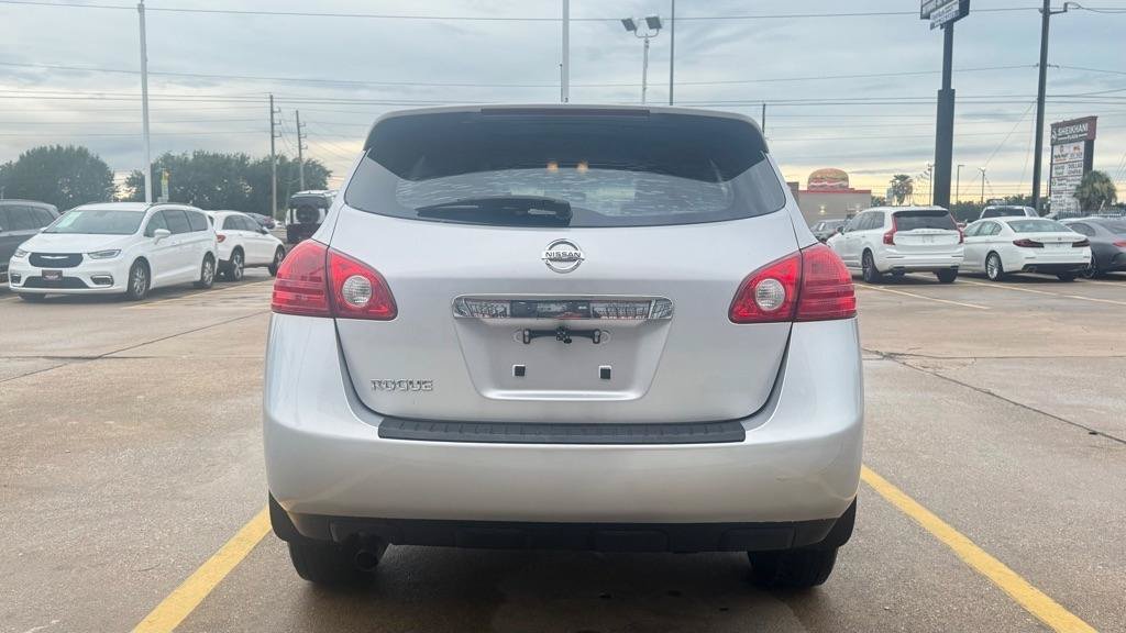 Used 2013 Nissan Rogue S FWD image 5