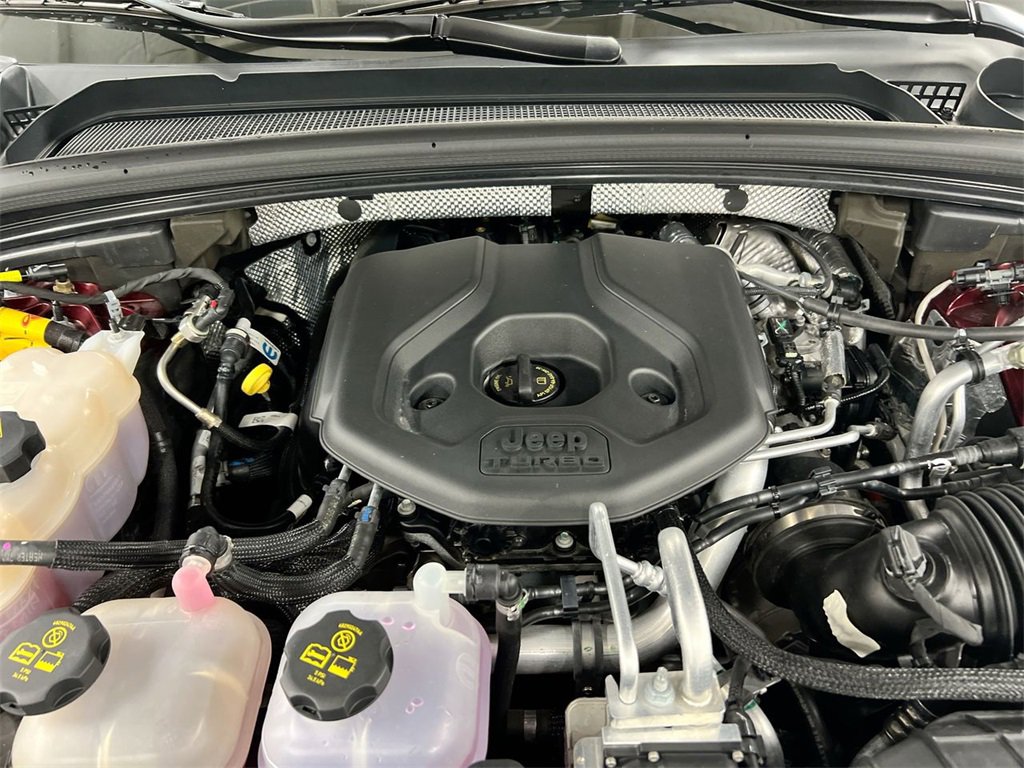 Used 2022 Jeep Grand Cherokee Overland w/ Advanced Protech Group III image 26