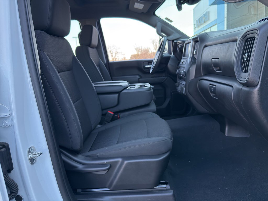 Used 2025 Chevrolet Silverado 2500 W/T w/ WT/CX Safety Package AWD/4WD image 45