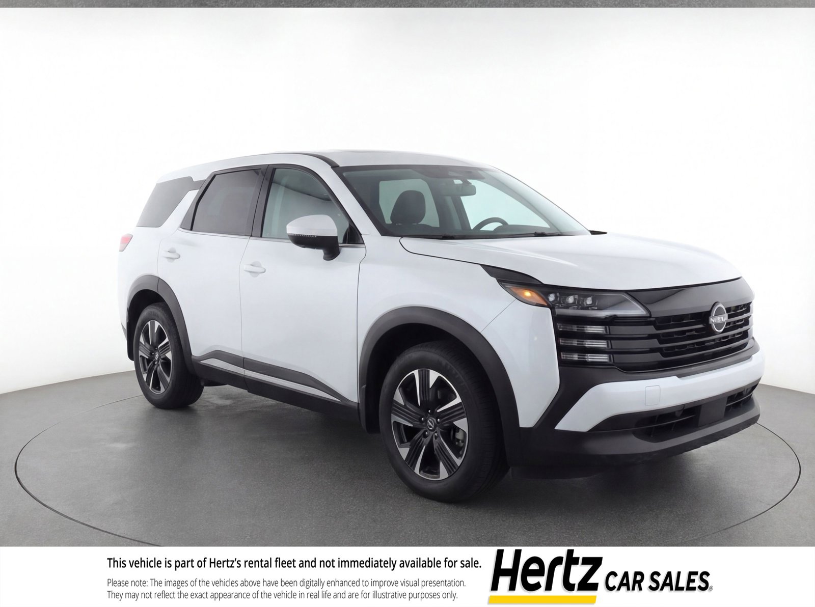 Used 2025 Nissan Kicks SV AWD/4WD image 1