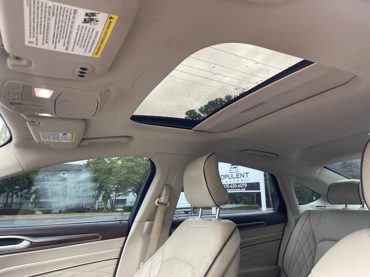 Used 2017 Ford Fusion Platinum FWD image 22