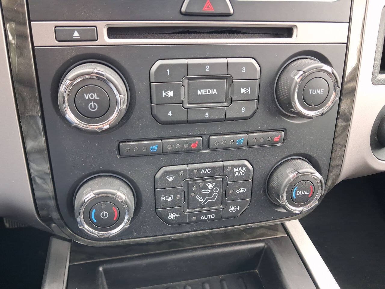 Used 2017 Ford Expedition Max Limited AWD/4WD image 38