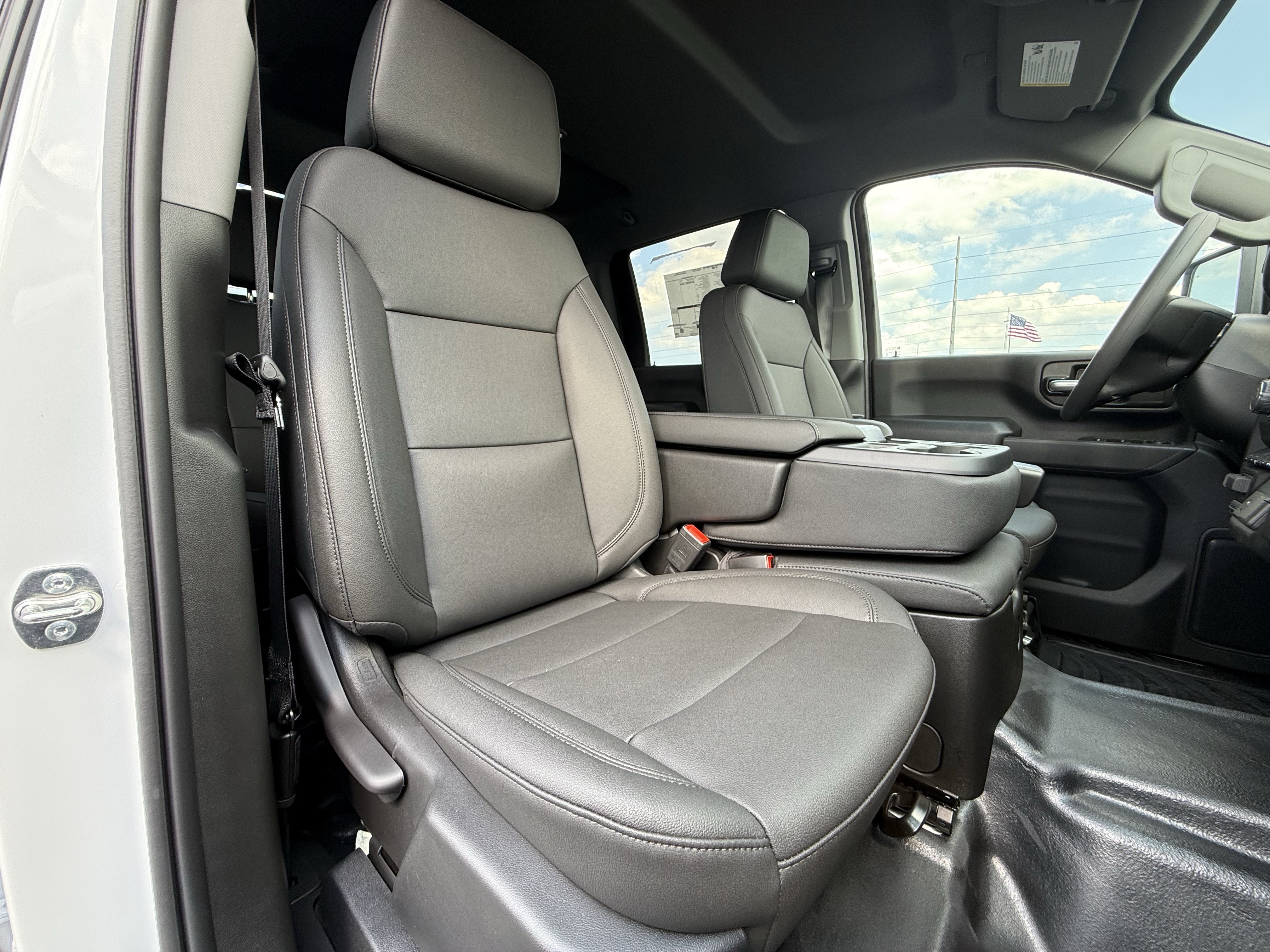 New 2026 Chevrolet Silverado 2500 W/T w/ WT/CX Safety Package RWD image 32